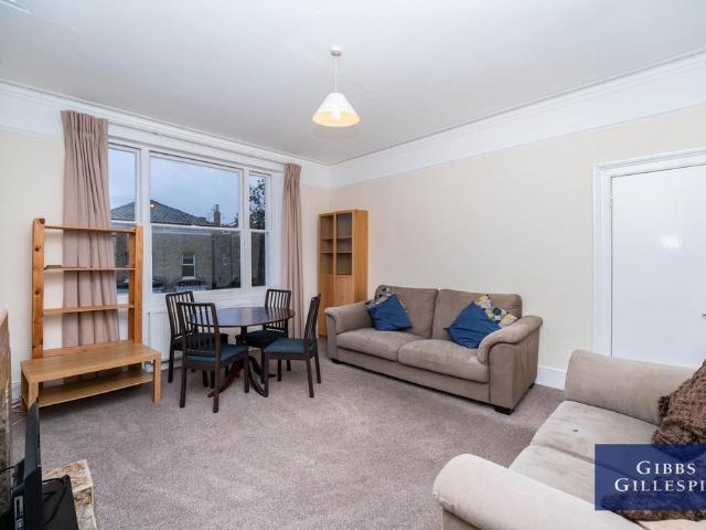 Richmond Road, London, W5 3 bed flat to rent £2,350 pcm £542 pw