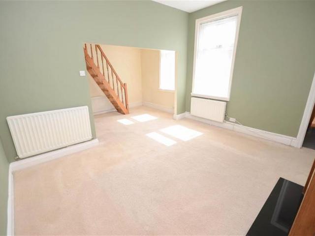 Richmond Road, South Shields 2 bed flat to rent £695 pcm £160 pw