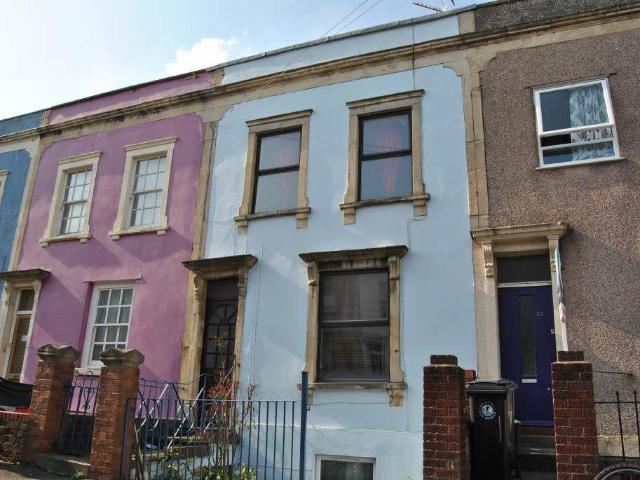 Richmond Street, Bristol 2 bed maisonette to rent £1,600 pcm £369 pw