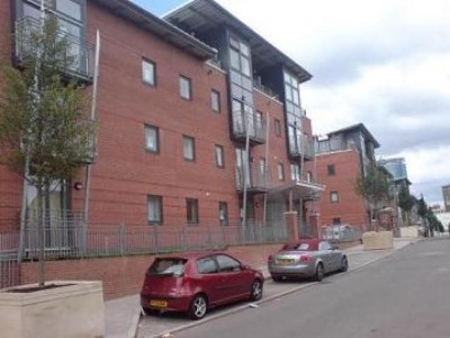 Rickman Drive, Birmingham 2 bed apartment to rent £995 pcm £230 pw