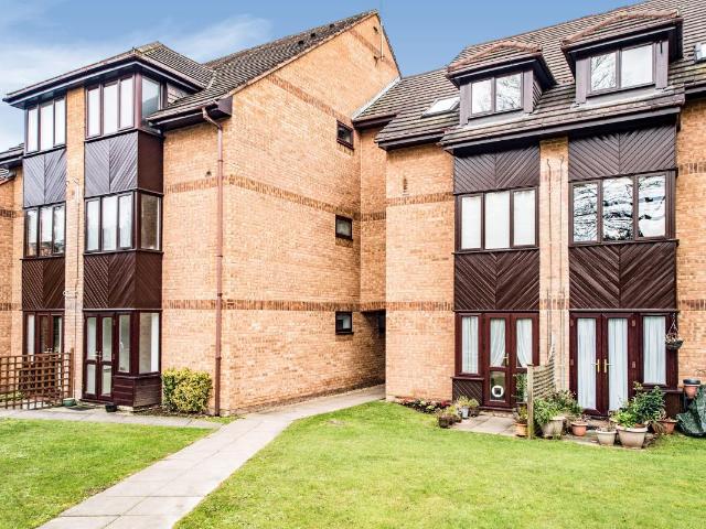 Rickmansworth Road, Watford WD18, 1 bed flat to rent, £1,350 pcm | PrimeLocation