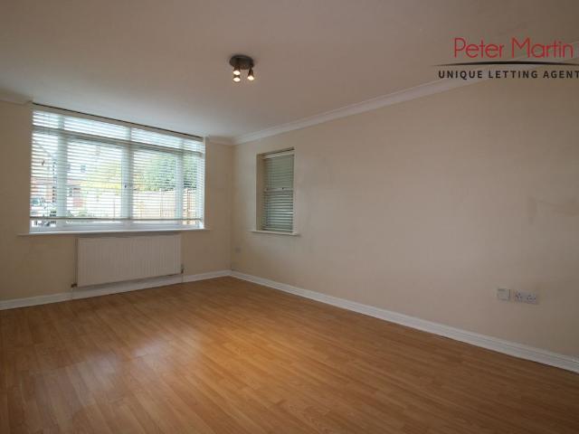 Rickmansworth Road, Watford WD18, 2 bed flat to rent, £1,750 pcm | PrimeLocation