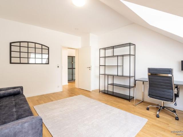 Welc H ome® by RIDA FLATS – Rodenkirchen Musikerviertel! Penthouse Maisonette: Balkon & Garage