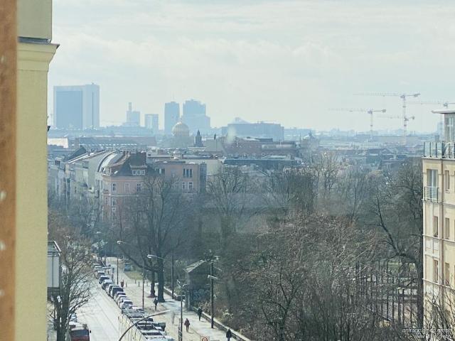 RIDA LUXURY Berlin MItte! All in plus! Penthouse LOFT + 3 x Terrasse + Hotspot + Lift