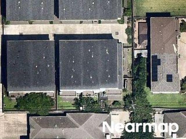 Riddlewood Ln
