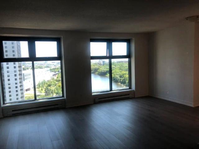 Rideau East Apartments — New renovated three bedroom unit on the 12th floor facing Rideau Cannel