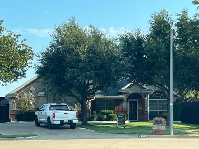 Ridge Crest Dr