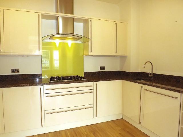 Ridge Park Road, Plymouth PL7, 1 bed property to rent, £850 pcm | PrimeLocation