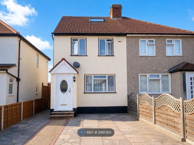 Ridge Road, Sutton SM3, 3 bed semi detached house to rent, £2,400 pcm | PrimeLocation