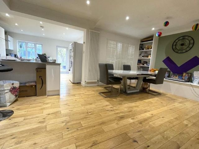 Ridgehurst Avenue, WATFORD