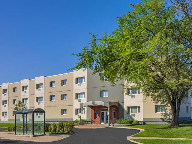 Ridgeview Gardens 1 Bedroom Apartment for Rent at 438 Partridge Ave && 904 Mcgregor St, Winnipeg, MB R2V Jefferson