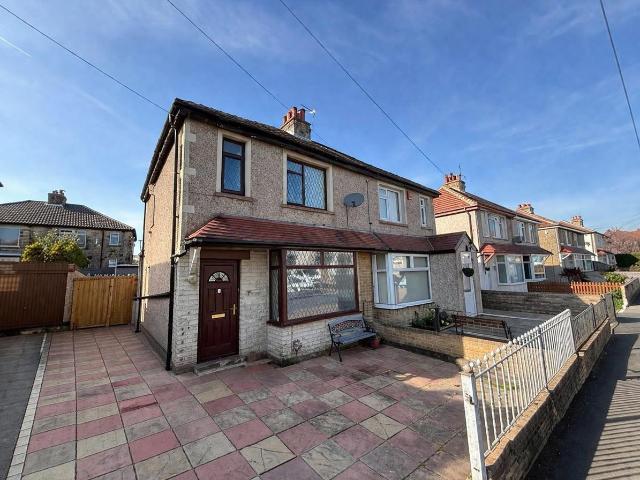 Ridgeway, Wrose, Shipley BD18, 3 bed semi detached house to rent, £995 pcm | PrimeLocation
