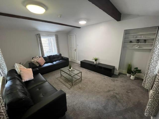Ridgeway Cottage LS6, 4 bed shared accommodation to rent, £2,288 pcm | PrimeLocation