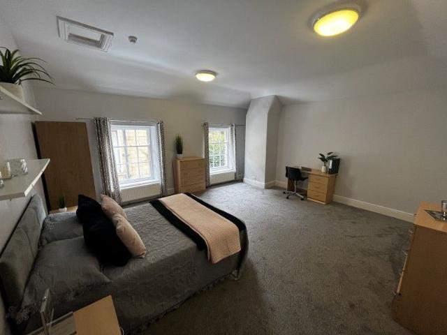 Ridgeway Cottage LS6, Room to rent, £685 pcm | PrimeLocation