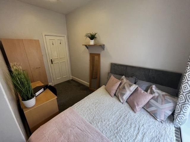 Ridgeway Cottage LS6, Room to rent, £685 pcm | PrimeLocation
