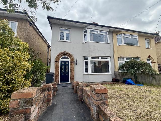 Ridgeway Lane 4 bed house to rent £2,400 pcm £554 pw