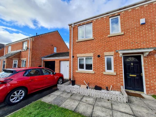 Ridgewood Close, Darlington DL1, 3 bed semi detached house to rent, £850 pcm | PrimeLocation