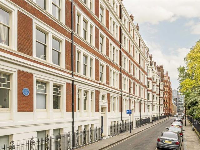 Ridgmount Gardens, Fitzrovia & Covent Garden WC1E, 2 bed flat to rent, £5,200 pcm | PrimeLocation