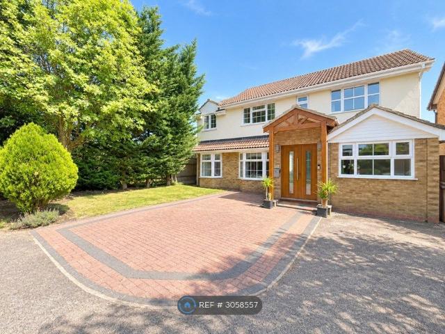 Riding Way, Wokingham RG41, 4 bed detached house to rent, £2,800 pcm | PrimeLocation