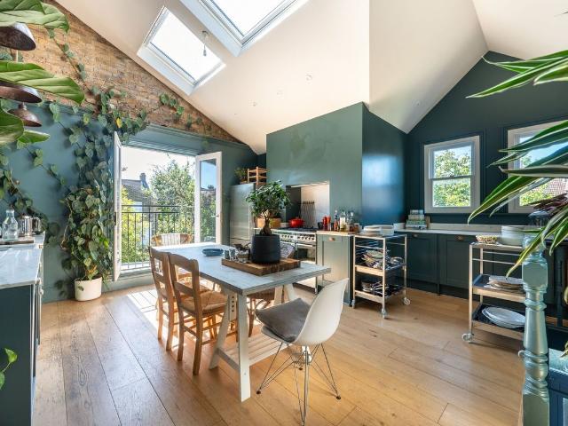 Ridley Road, Kensal Green, London NW10, 3 bed flat to rent, £5,500 pcm | PrimeLocation