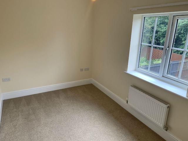 Ridleys Close, Countesthorpe, Leicester LE8, 2 bed semi detached house to rent, £995 pcm | PrimeLocation