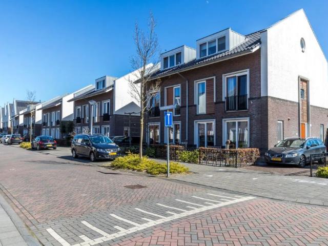 Rietveldstraat, Bergschenhoek Maison mitoyenne à louer