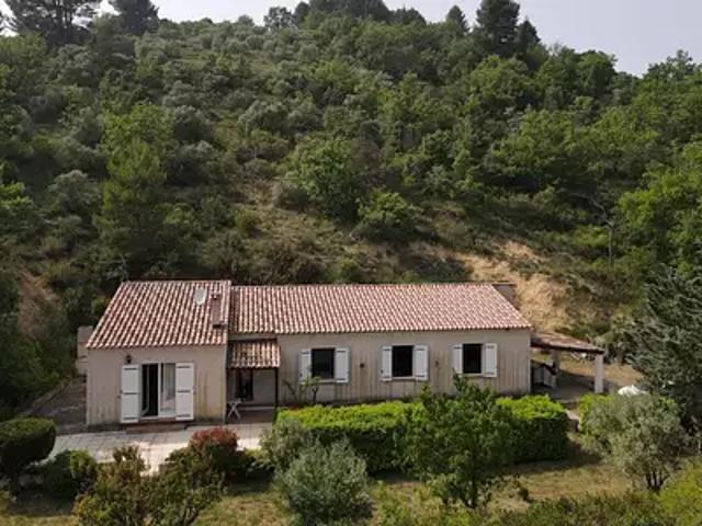 Riez 04500 Achat / Vente maison 4 pièces t4 jardin terrasse