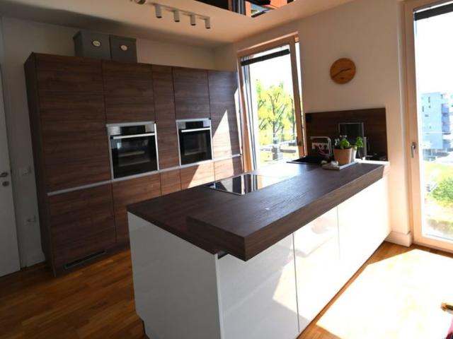 RIEDENBURG | Moderne 4‑Zimmerwohnung mit Süd West Terrasse