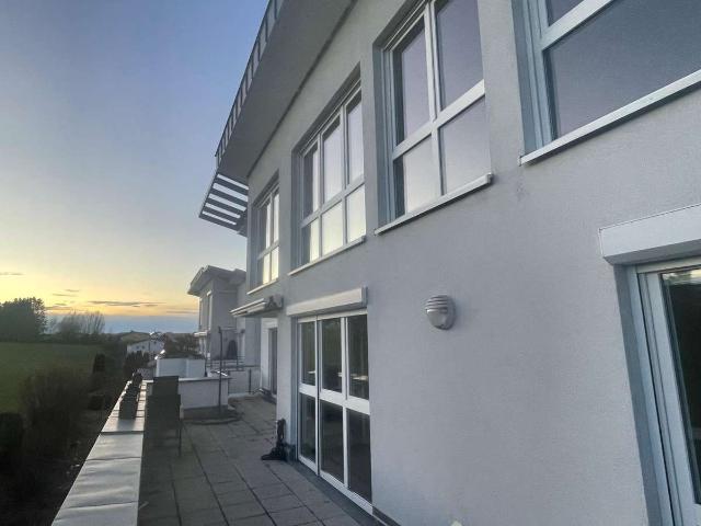 Riesiges, sehr helles PENTHOUSE mit 7,5 Zimmern über zwei Etagen