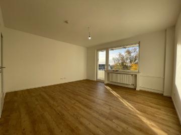 riesiger Balkon*Aufzug*Tageslichtbad