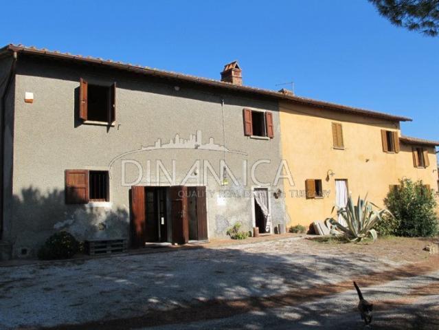 Rif. 1003 222Sc 408m² Palaia