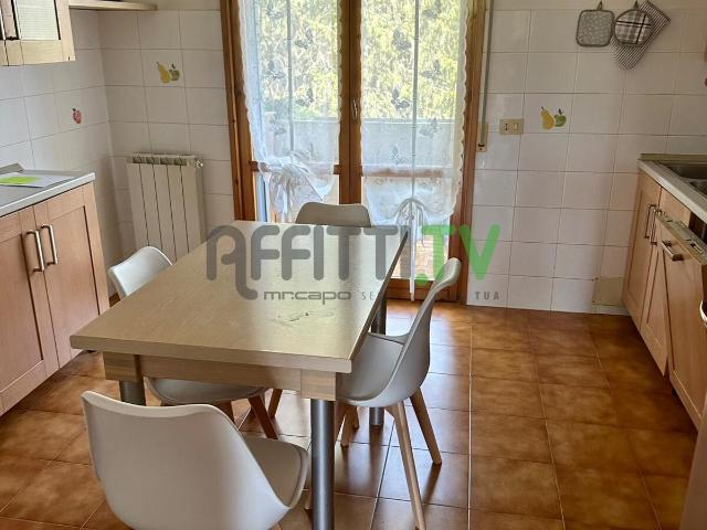 Rif. 18772 Appartamento, Appartamento Affitto a Carrara, Carrara Periferia