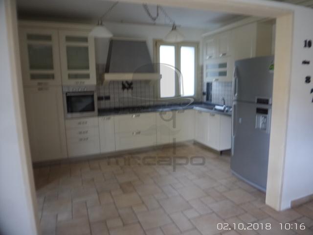 Rif. 19294 Semindipendente, Porzione bifamiliare Affitto a Carrara