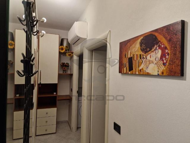 Rif. 20383 Appartamento, Trilocale Affitto a Luni, Casano