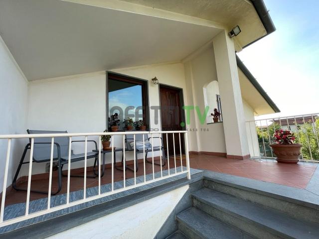 Rif. 21460 Semindipendente, Porzione di casa Affitto a Massa
