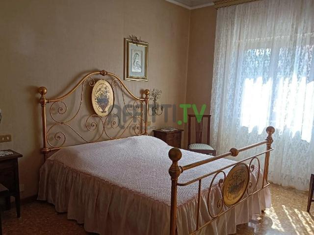Rif. 23767 Semindipendente, Porzione di casa Affitto a Carrara, Codena