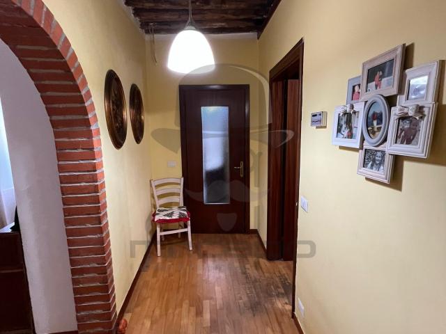 Rif. 24529 Appartamento, Quadrilocale Affitto a Carrara, Avenza