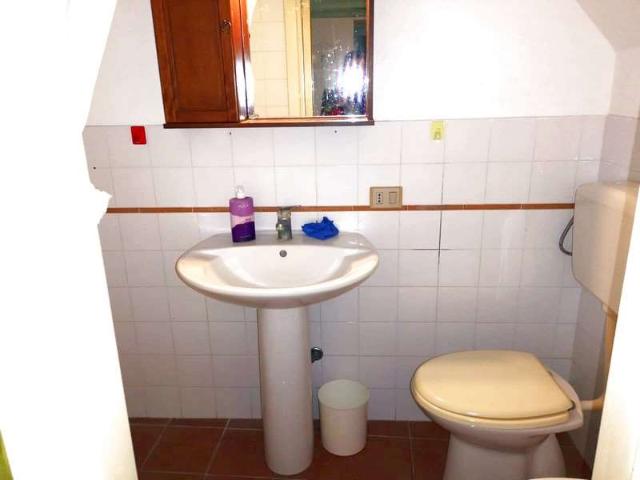 RIF.2627 TRIVANI ARREDATO IN ORTIGIA