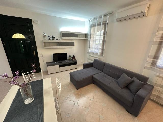 Rif. A30 Lendinara zona centralissima AFFITTASI appartamento al piano terra Immobiliare La Chiocciola