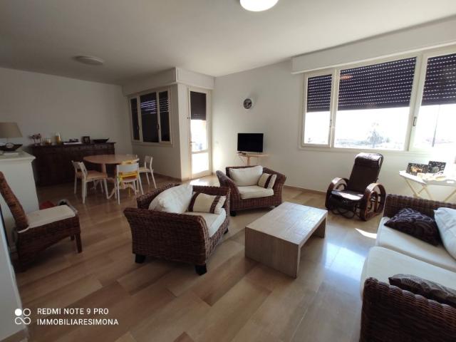 Rif. A3 IT046033C2FHTBGJVG Viareggio affitto estivo fronte mare con garage