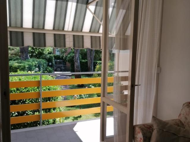 Rif. AC5 IT046033C2ZPG6F44S Affitto estivo viareggio zona citta' giardino piano terra rialzato tra mare e pineta con posto auto