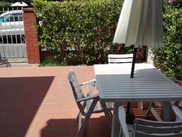 Rif. AL299 046005LTN0258 Affitto estivo villetta con resede privata 046005ltn0258