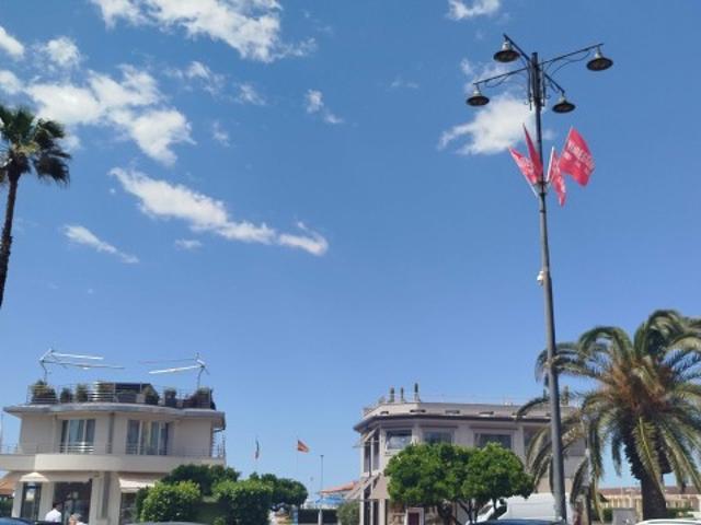 Rif. AV77 IT046033C29ACVTIM9 Viareggio viale mare affitto estivo