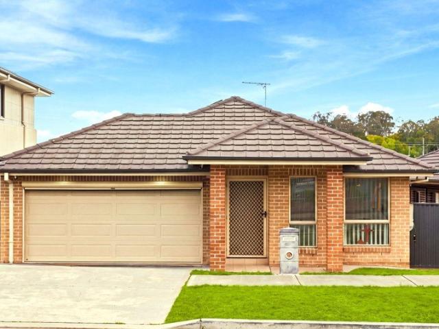 RIGHT IN THE HEART OF MIDDLETON GRANGE