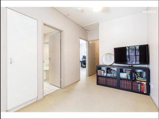 Right in The Heart of the CBD