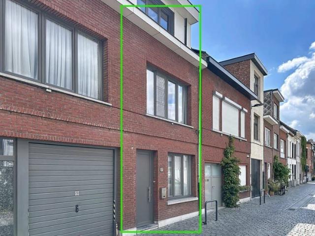 RIJWONING MET KOERTJE