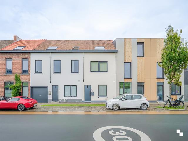 Rijwoning met 3 slaapkamers nabij Blaarmeersen Gent