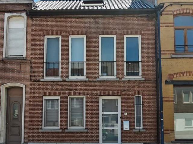 Rijwoning met 3 slaapkamers, tuin en garage in Tienen