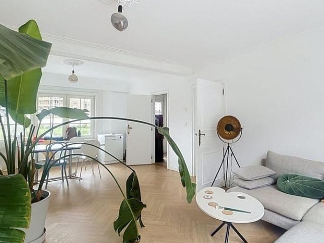Rijwoning te huur in Gent voor € 1.750 met 3 slaapkamers