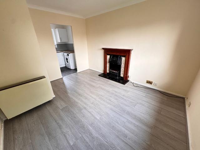 Riley Crescent, Penn, Wolverhampton WV3, 1 bed flat to rent, £650 pcm | PrimeLocation